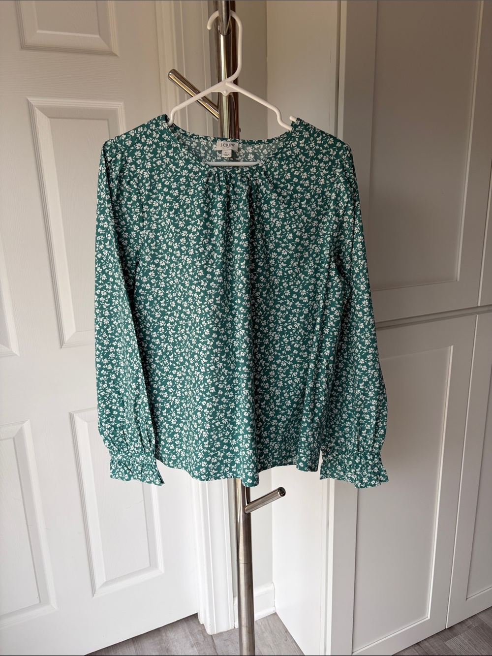 J. Crew Green Floral Long-Sleeve Blouse, Size L.